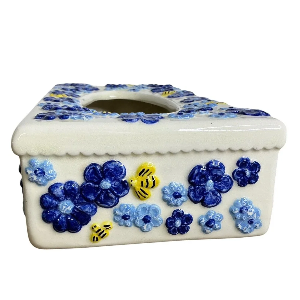 Blue White Floral Bee Ceramic Tissue Box Cover‎ Cottagecore Bathroom Decor